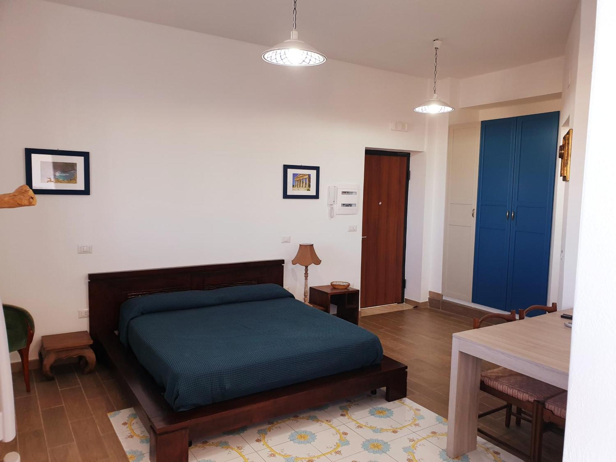 Fronte Mare A Venetico Apartment Room photo